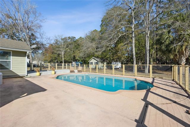 107 New Hammock Circle, St Marys, GA 31558