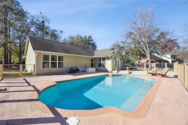 107 New Hammock Circle, St Marys, GA 31558