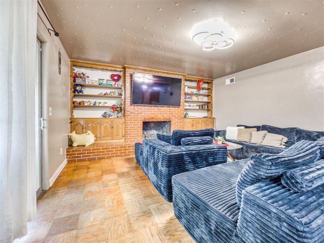 4440 NW 11th Street, Oklahoma City, OK 73107