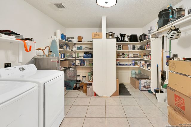 11935 Devin Chase, San Antonio, TX 78253