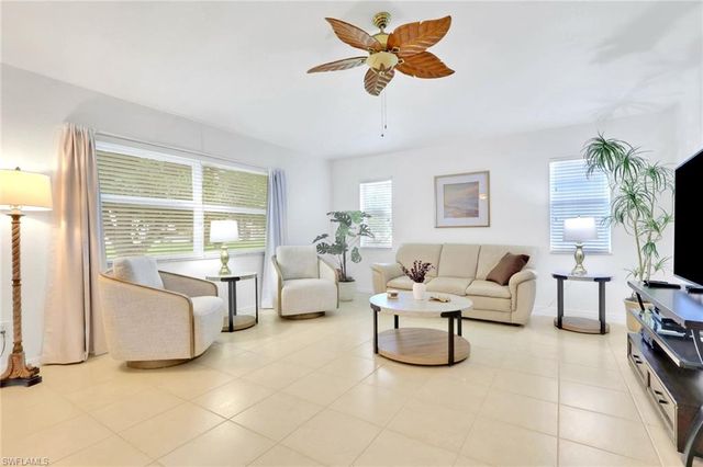 3302 2nd LN, Cape Coral, FL 33991