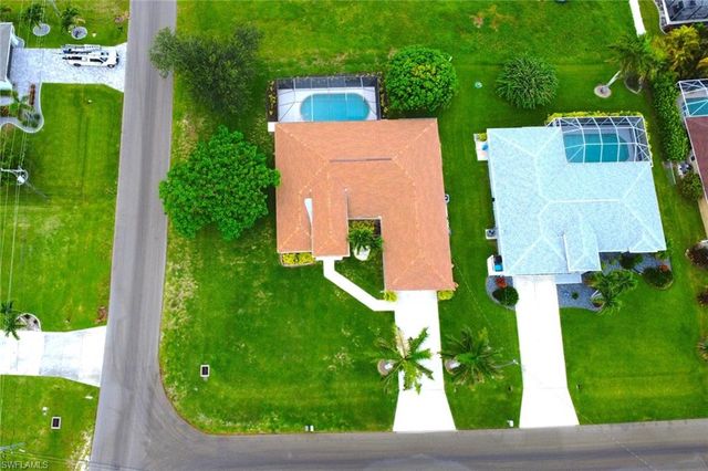 3302 2nd LN, Cape Coral, FL 33991