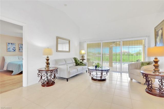 3302 2nd LN, Cape Coral, FL 33991