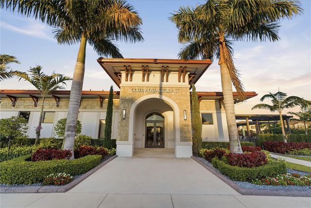 11456 W 33rd Way, Hialeah, FL 33018