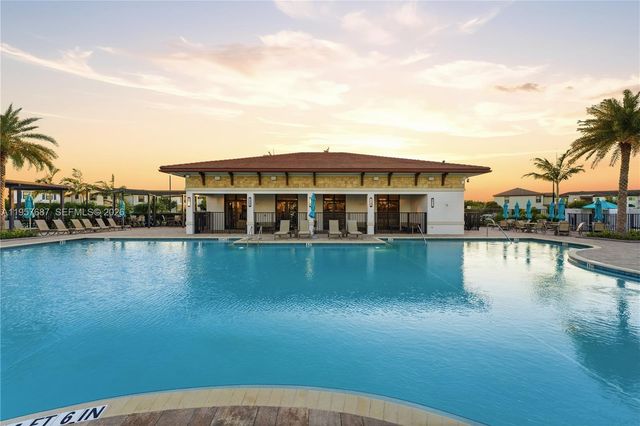 11456 W 33rd Way, Hialeah, FL 33018