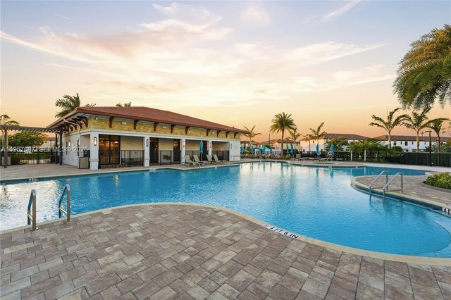 11456 W 33rd Way, Hialeah, FL 33018