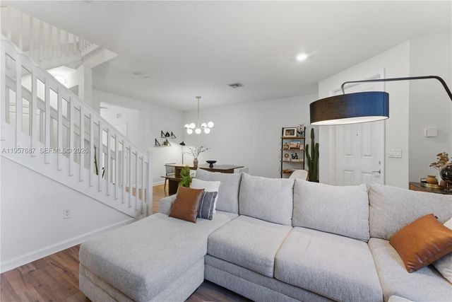 11456 W 33rd Way, Hialeah, FL 33018