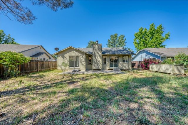 19662 Mountain N, Hidden Valley Lake, CA 95467