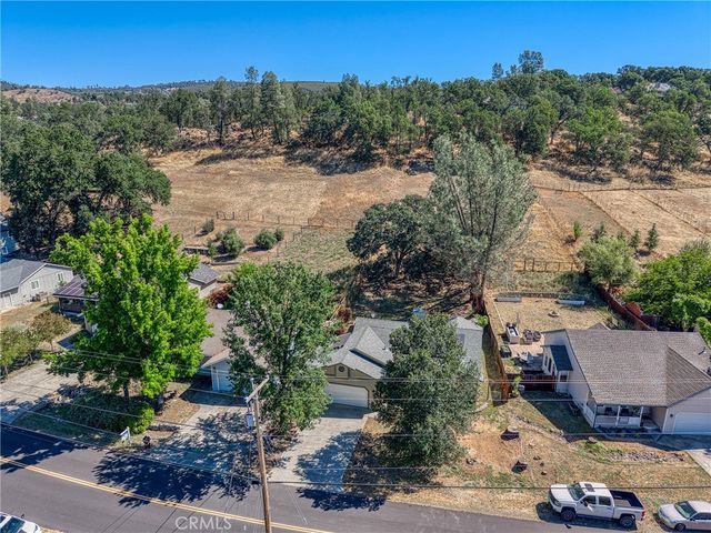 19662 Mountain N, Hidden Valley Lake, CA 95467