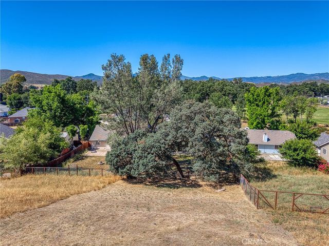 19662 Mountain N, Hidden Valley Lake, CA 95467