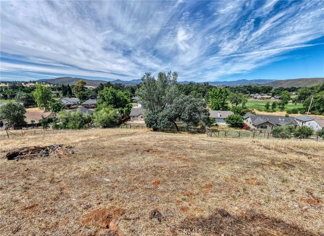 19662 Mountain N, Hidden Valley Lake, CA 95467