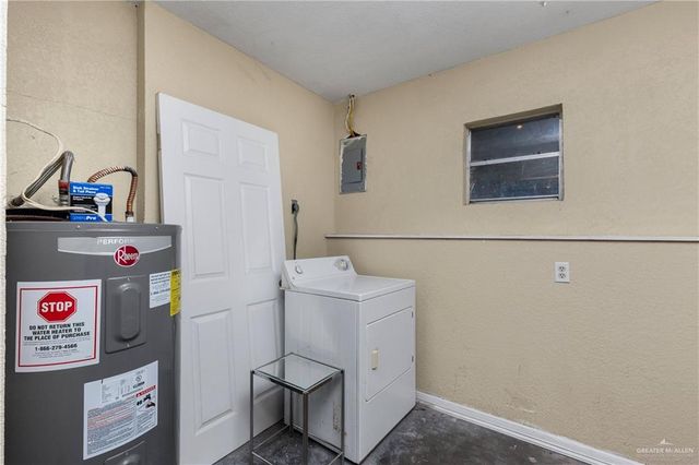 118 J. R. Becerra Avenue, Progreso, TX 78596