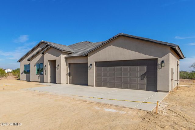 28309 N 220th Drive, Wittmann, AZ 85361