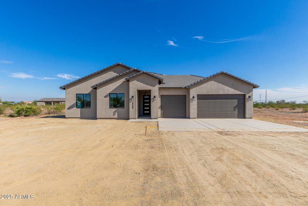 28309 N 220th Drive, Wittmann, AZ 85361