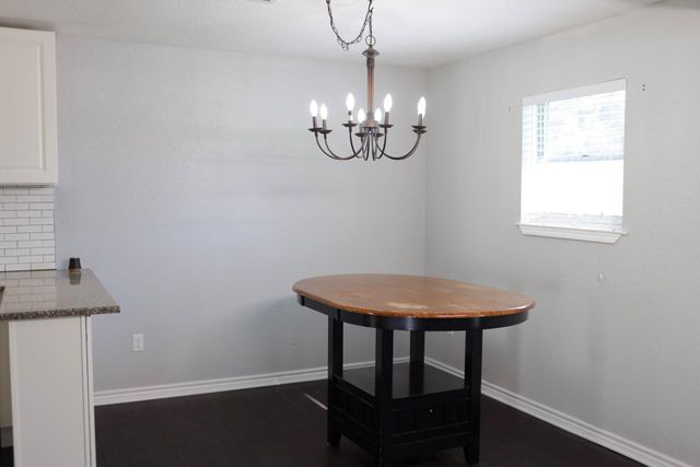 407 Tamarind Street, Lake Jackson, TX 77566