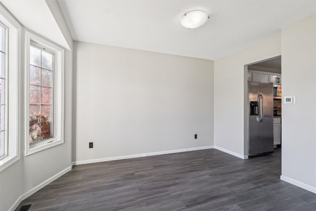 1187 S 51st Street, West Des Moines, IA 50265