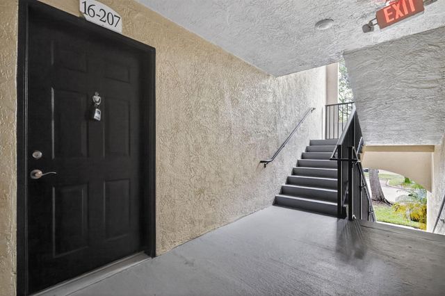 15155 Michelangelo Boulevard 207, Delray Beach, FL 33446