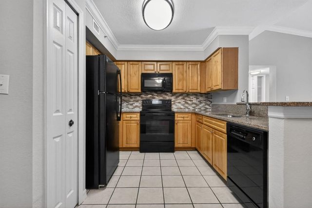 15155 Michelangelo Boulevard 207, Delray Beach, FL 33446