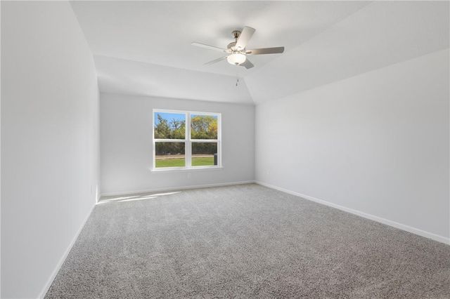 542 W Bluebird Street, Gardner, KS 66030