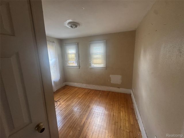 16536 Cheyenne Street, Detroit, MI 48235