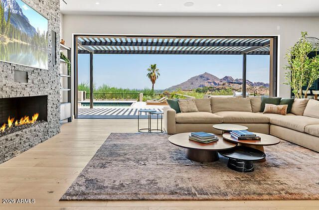 7347 N RED LEDGE Drive, Paradise Valley, AZ 85253