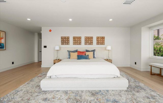 7347 N RED LEDGE Drive, Paradise Valley, AZ 85253
