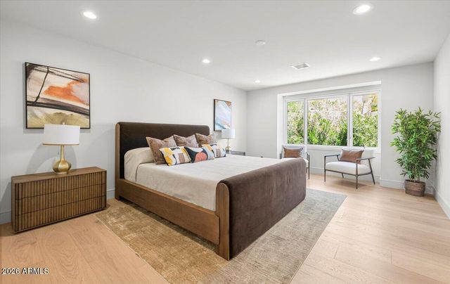 7347 N RED LEDGE Drive, Paradise Valley, AZ 85253