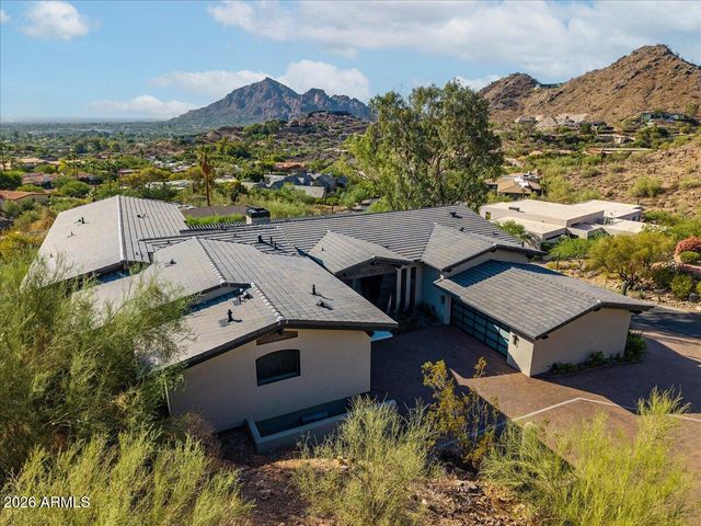 7347 N RED LEDGE Drive, Paradise Valley, AZ 85253