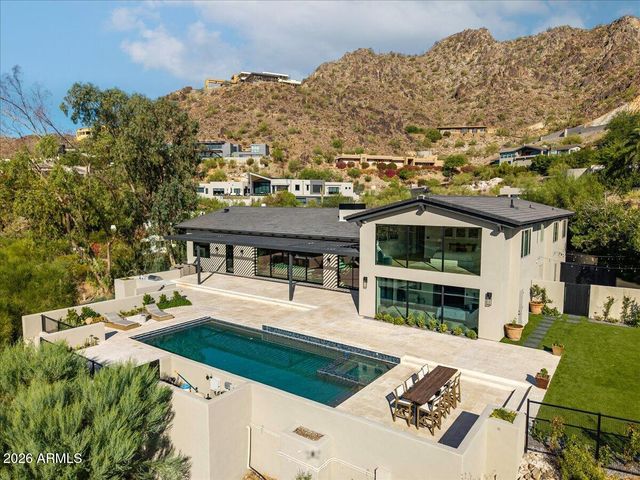 7347 N RED LEDGE Drive, Paradise Valley, AZ 85253