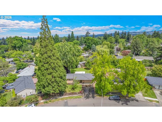 13295 Sw OAKWOOD St, Beaverton, OR 97005