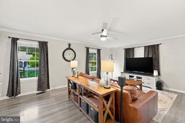 11901 HICKORY CREEK DR, Fredericksburg, VA 22407