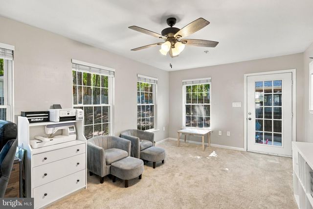 11901 HICKORY CREEK DR, Fredericksburg, VA 22407