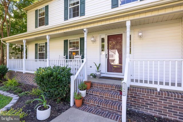 11901 HICKORY CREEK DR, Fredericksburg, VA 22407