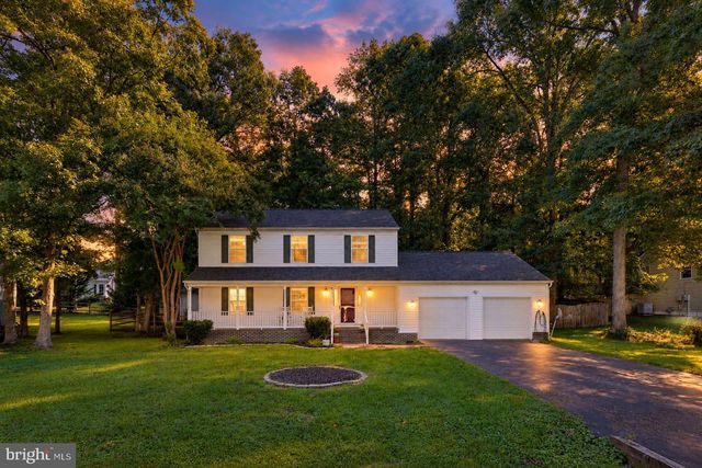 11901 HICKORY CREEK DR, Fredericksburg, VA 22407