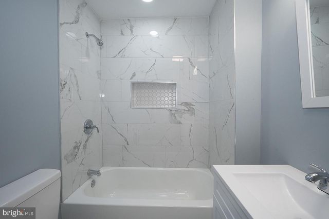 7218 RADBOURNE RD, Upper Darby, PA 19082