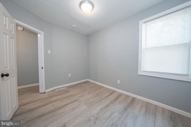 7218 RADBOURNE RD, Upper Darby, PA 19082