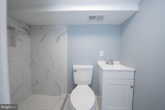 7218 RADBOURNE RD, Upper Darby, PA 19082