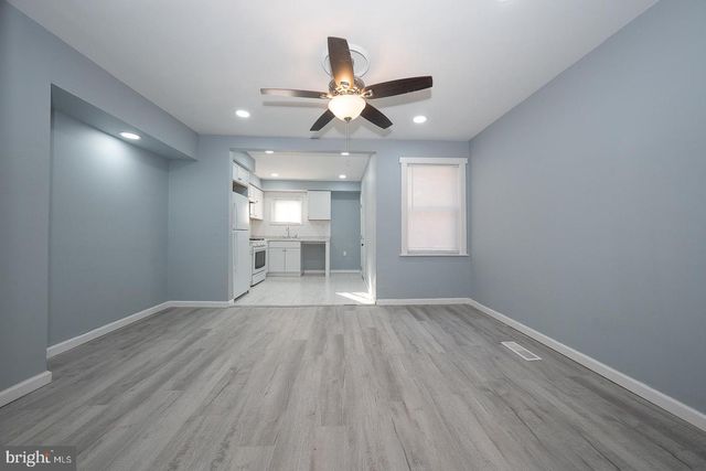 7218 RADBOURNE RD, Upper Darby, PA 19082