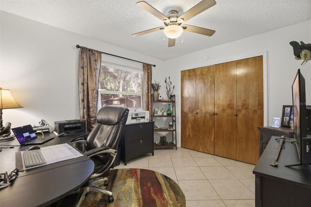 1080 FOREST DRIVE, Tavares, FL 32778