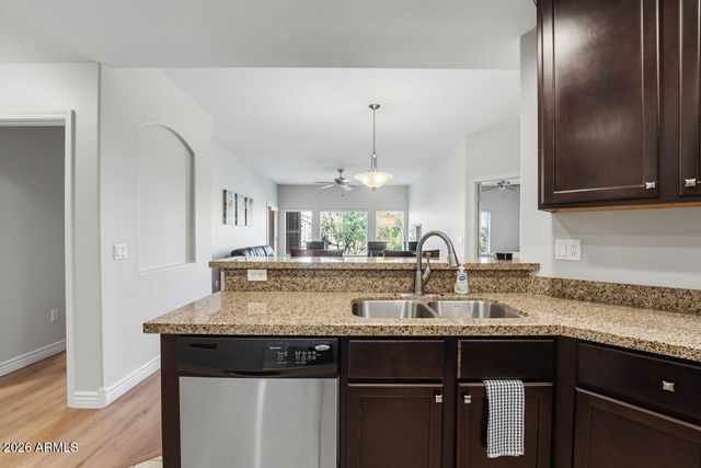 5350 E DEER VALLEY Drive 2266, Phoenix, AZ 85054