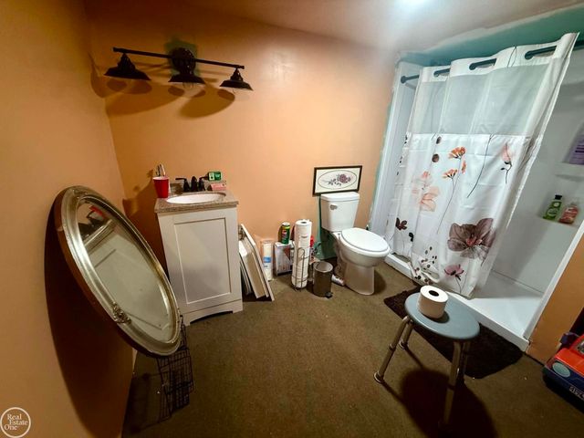 32264 Parker Circle, Warren, MI 48088