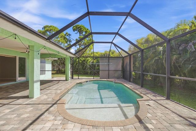 150 GREEN PINE PARK, Rotonda West, FL 33947