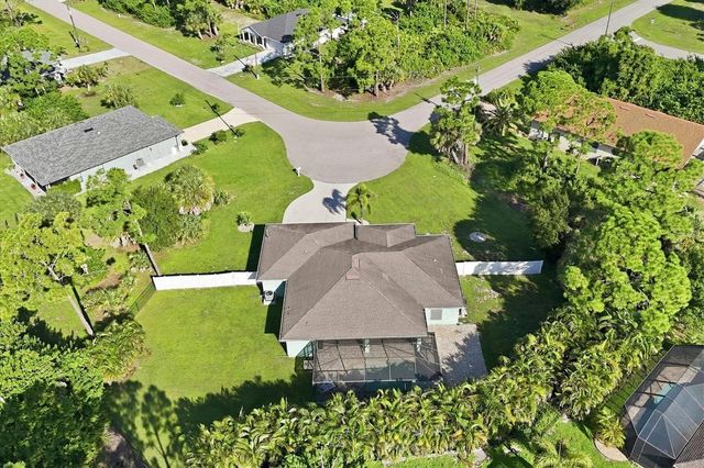 150 GREEN PINE PARK, Rotonda West, FL 33947