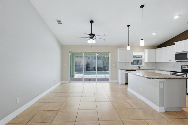 150 GREEN PINE PARK, Rotonda West, FL 33947