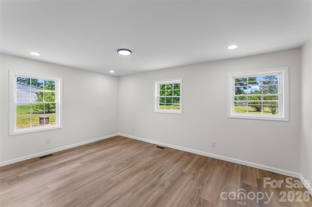 2705 Robinson Road, Newton, NC 28658