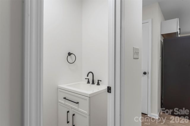 2705 Robinson Road, Newton, NC 28658