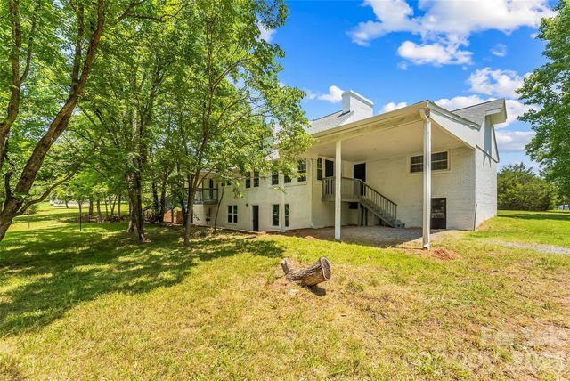 2705 Robinson Road, Newton, NC 28658