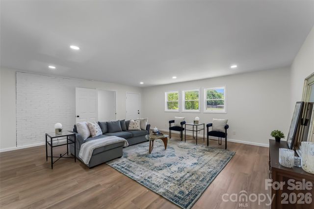2705 Robinson Road, Newton, NC 28658