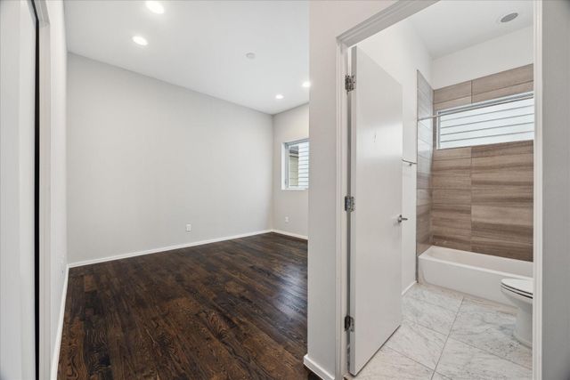 1728 Michigan Street A, Houston, TX 77006