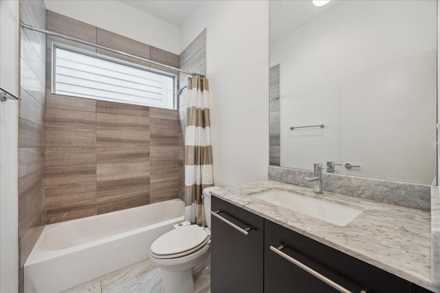1728 Michigan Street A, Houston, TX 77006
